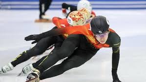 篮球CBA球队启用新训练馆，设备全面升级