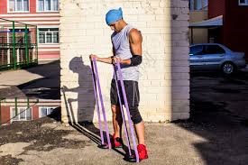 什么是“反向诈唬”？用强牌制造对手的弃牌（反向诈唬解析：用强牌迫使对手弃牌）